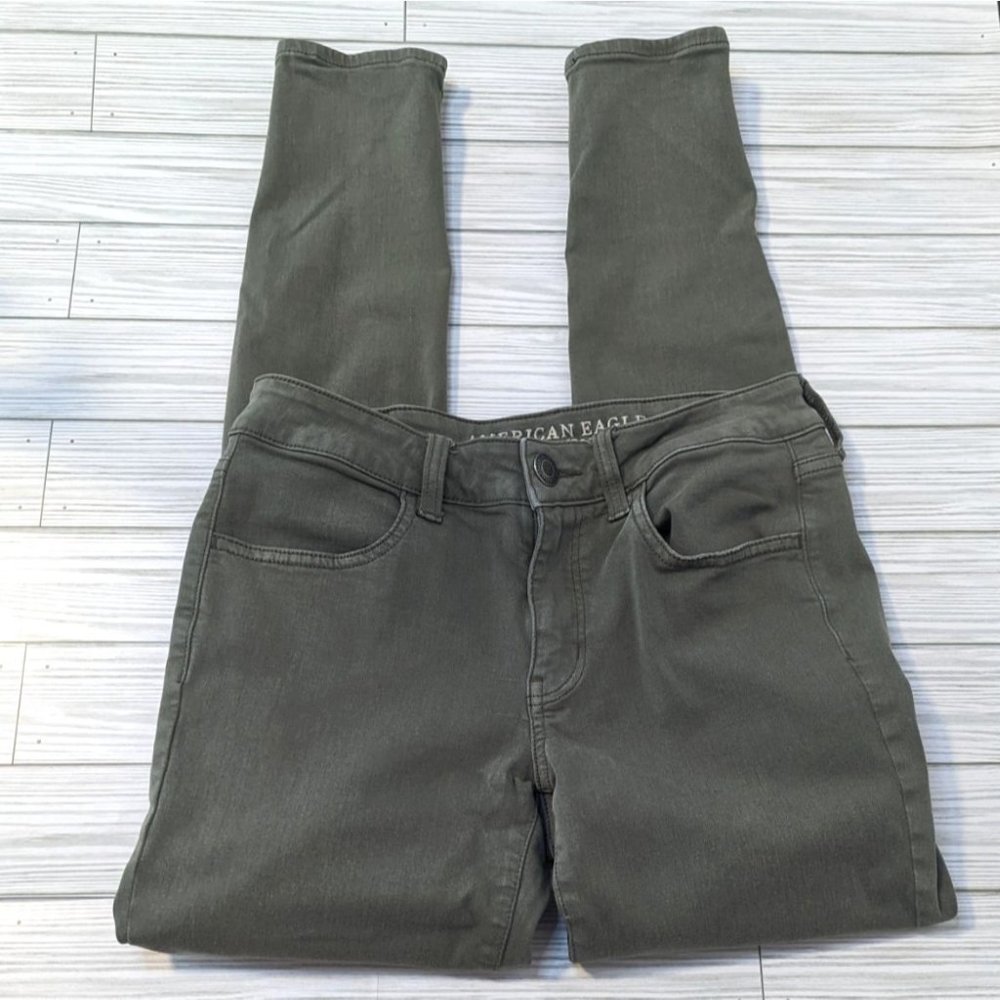 American Eagle Outfitters Green Super Stretch X Skinny Jegging Size 6 Mi…